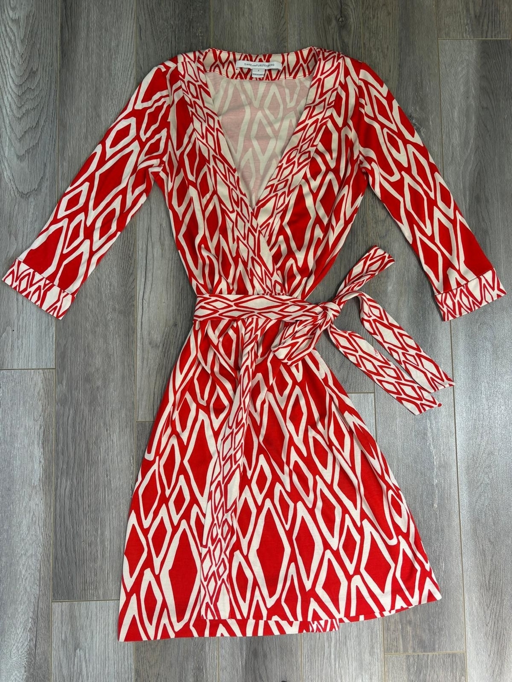 Vintage DVF Diane Von Furstenberg Red White BANDED JULIAN Silk Wrap Dress US2